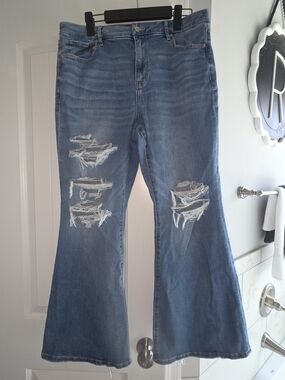 American Eagle- Super Highwaisted Distressed Light Blue Flare Jeans- Size 16